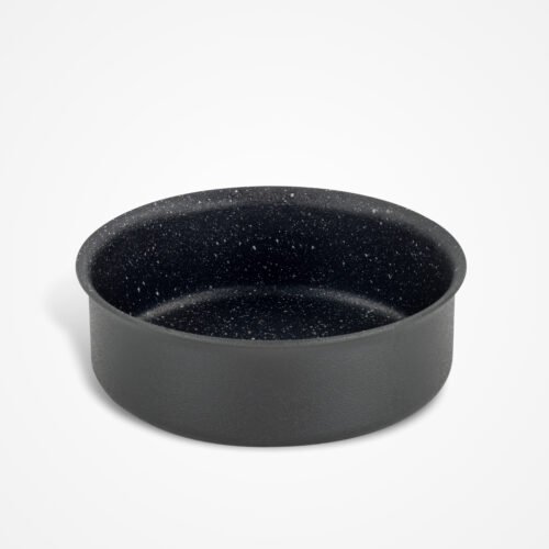 18cm round cake tin for baking sponge cakes and layer cakes