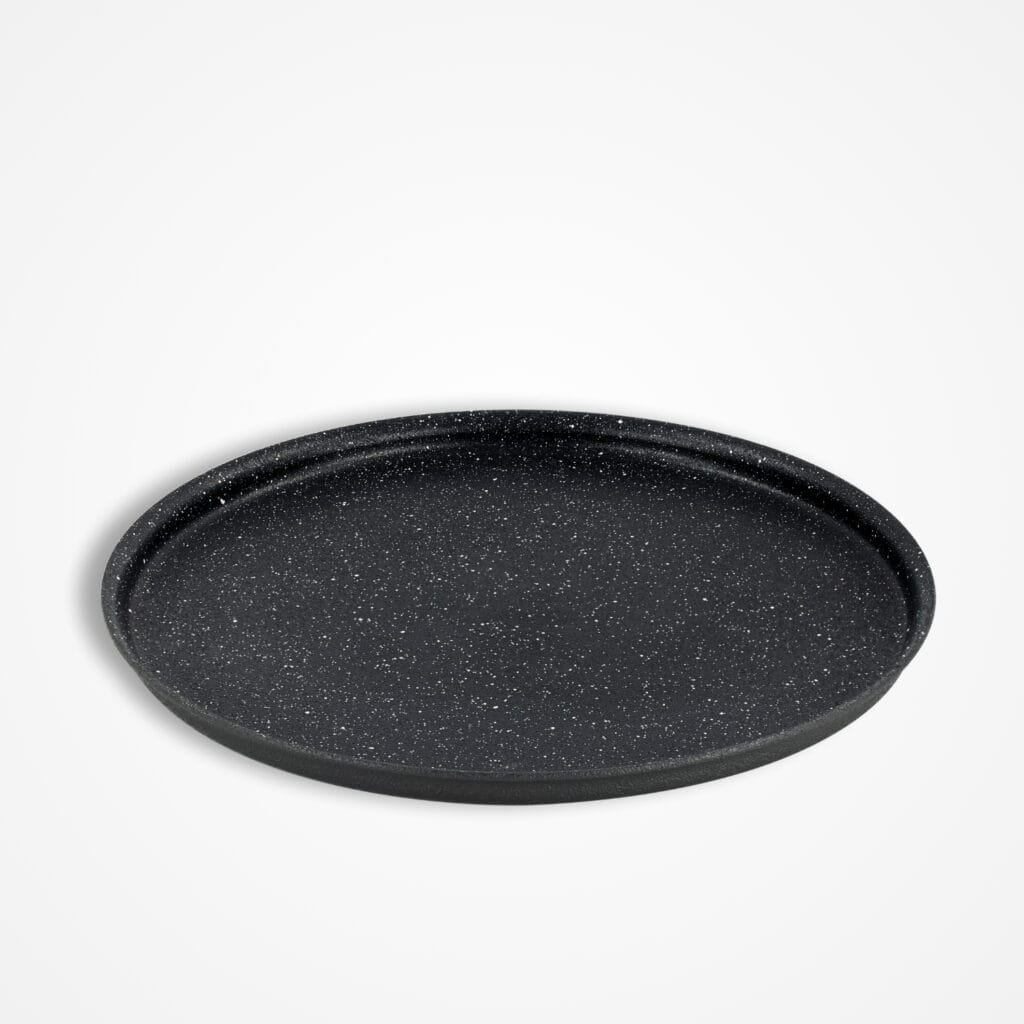 Non-stick round pizza tray for oven use, ideal for pizzas and flatbreads