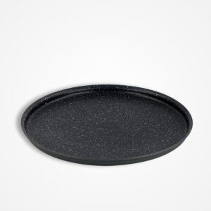 Non-stick round pizza tray for oven use, ideal for pizzas and flatbreads