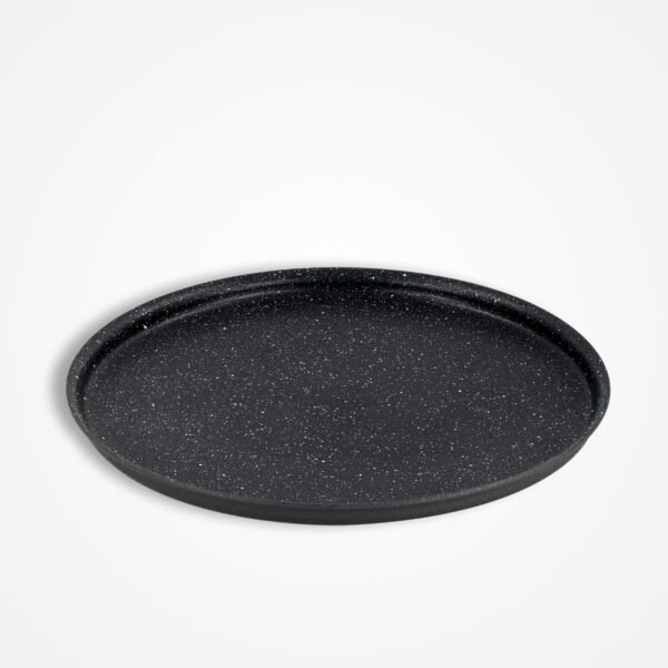 Non-stick round pizza tray for oven use, ideal for pizzas and flatbreads