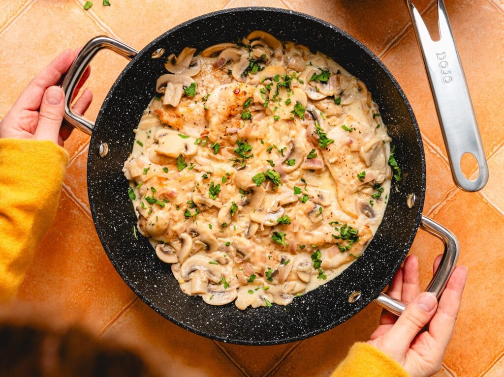 Dojo Hero Neverstick+ Casserole Image