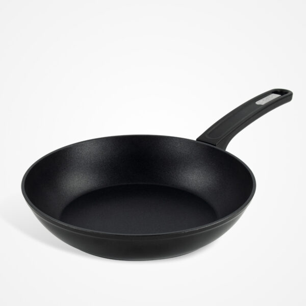 Dojo Kai 24cm frying pan for everyday cooking